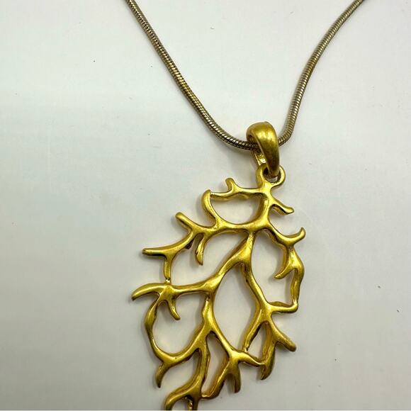 Lia Sophia Branch Out Matte Gold Tone 24KGB Snake Necklace - Picture 4 of 11